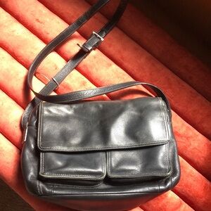Tignanello Black Leather crossbody Bag multi pocket 12x8x3